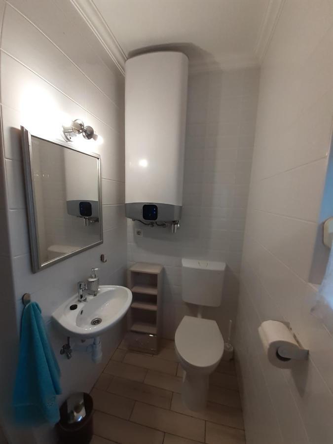 Rose Apartman บาลาตอนแลลเล ภายนอก รูปภาพ