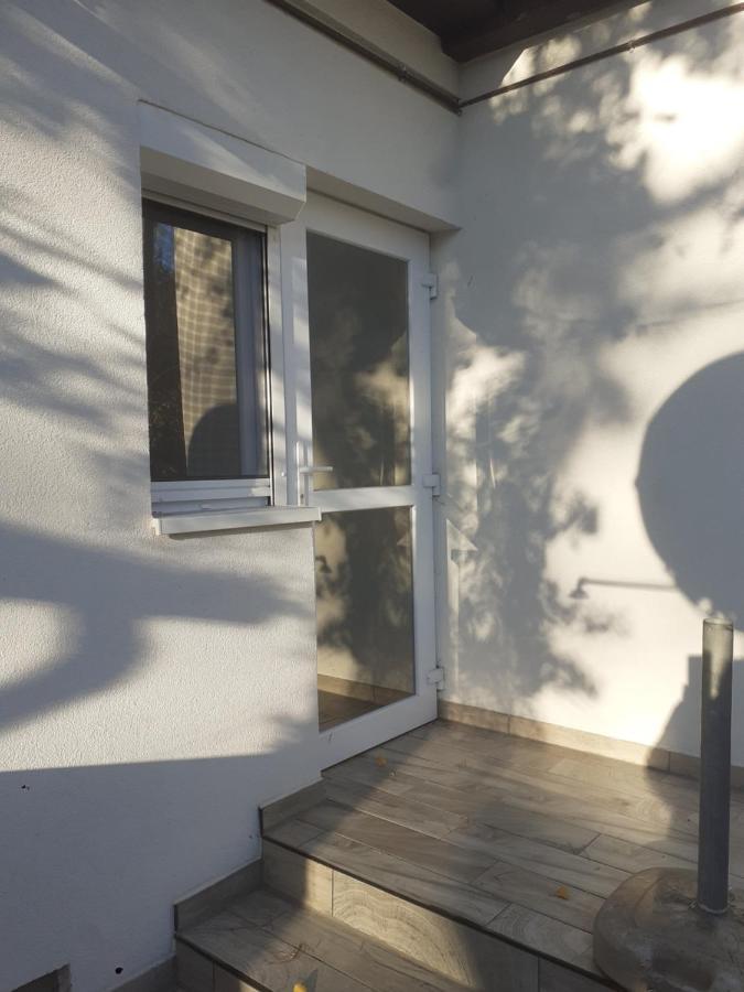 Rose Apartman บาลาตอนแลลเล ภายนอก รูปภาพ